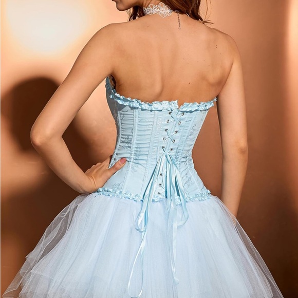 Light Blue Satin Corset Top w/ Ruffle Trim – Size 2XL NWOT - Picture 5 of 9